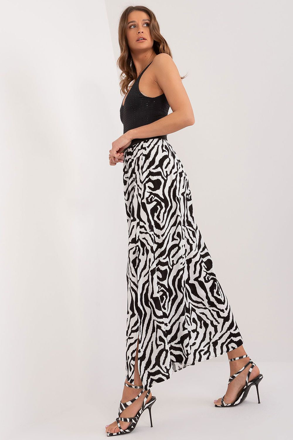 Long skirt Sublevel