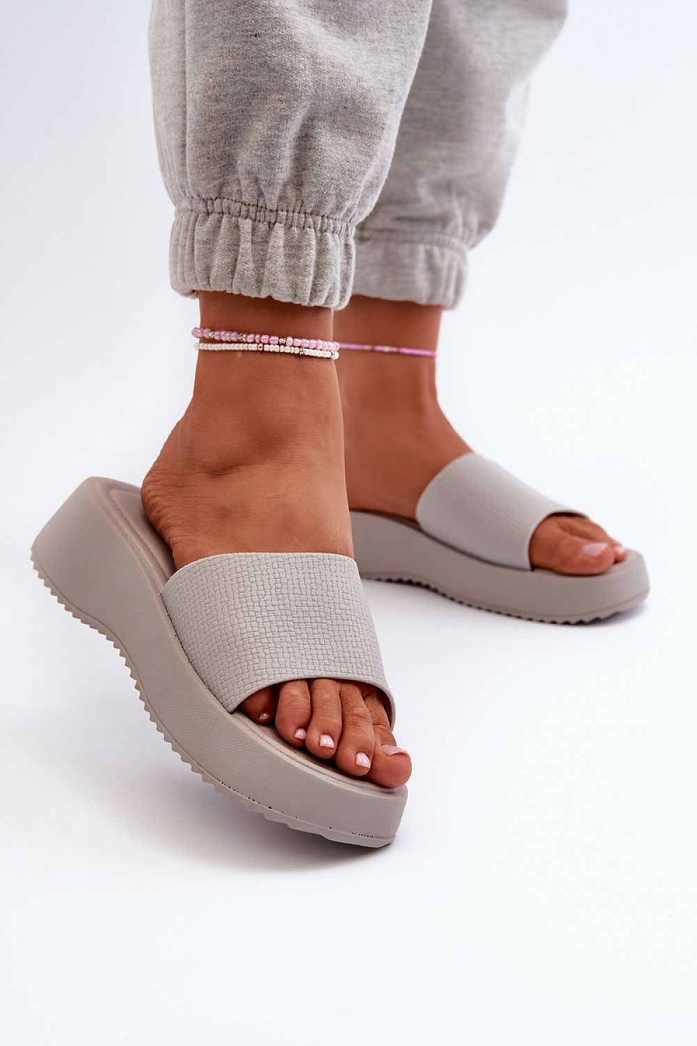 Flip-flops Step in style