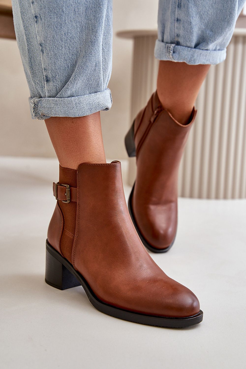 Heel boots Step in style