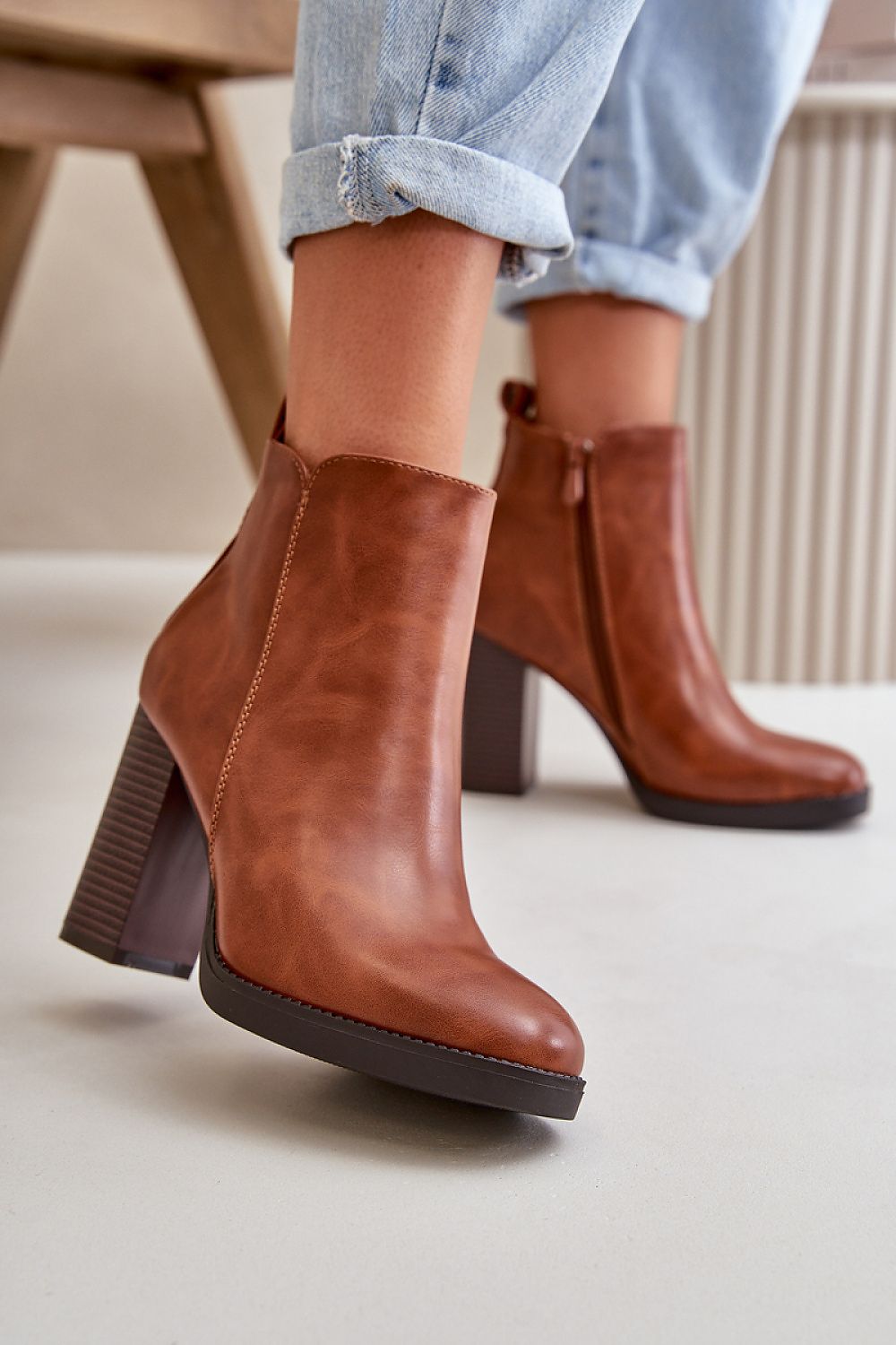 Heel boots Step in style