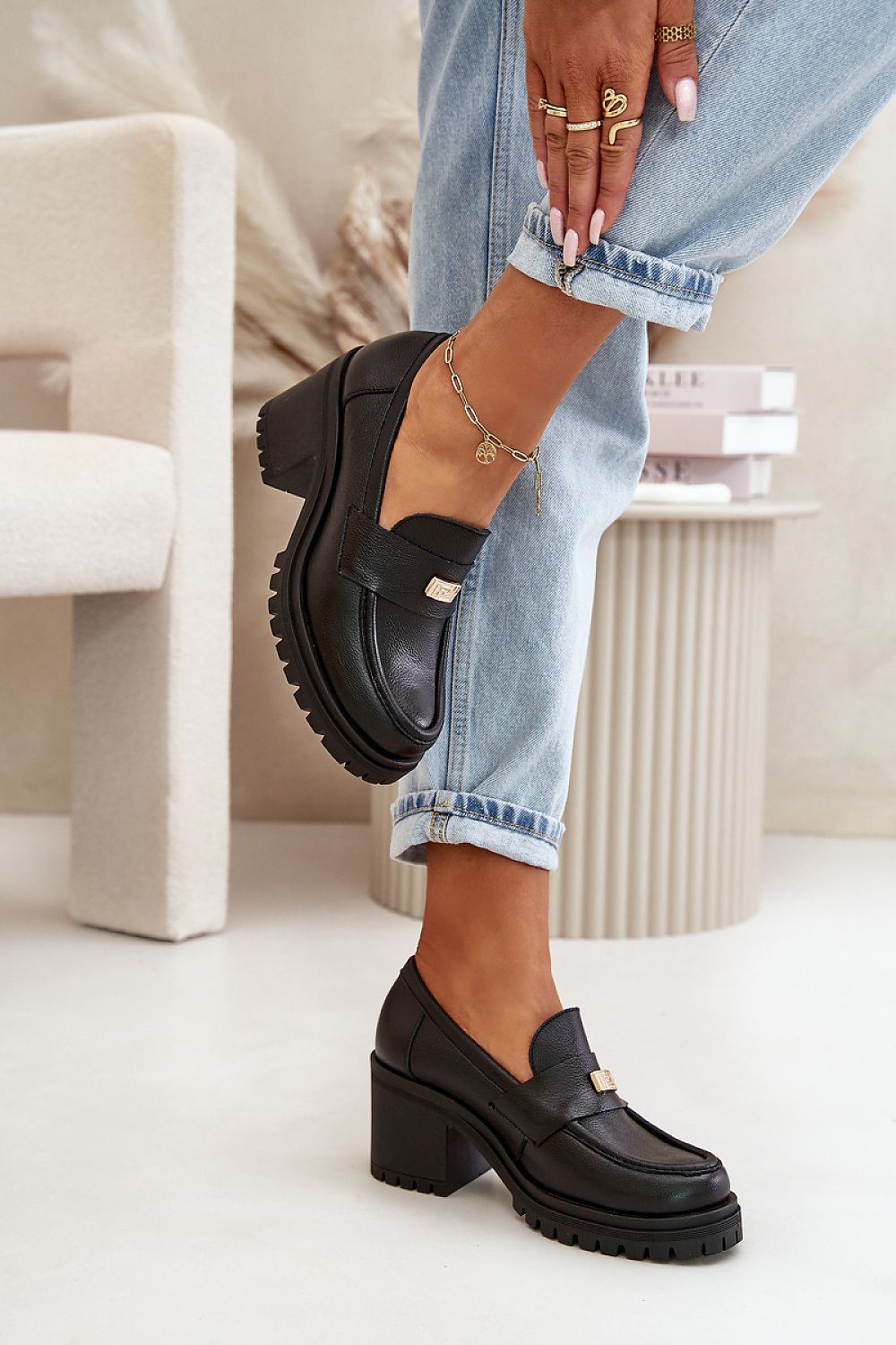 Heeled low shoes Step in style