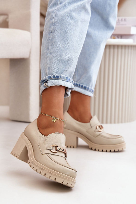 Heeled low shoes Step in style