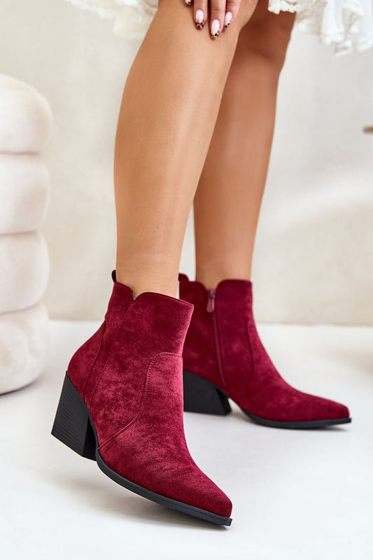 Heel boots Step in style