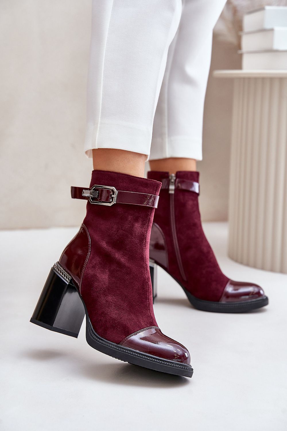 Heel boots Step in style