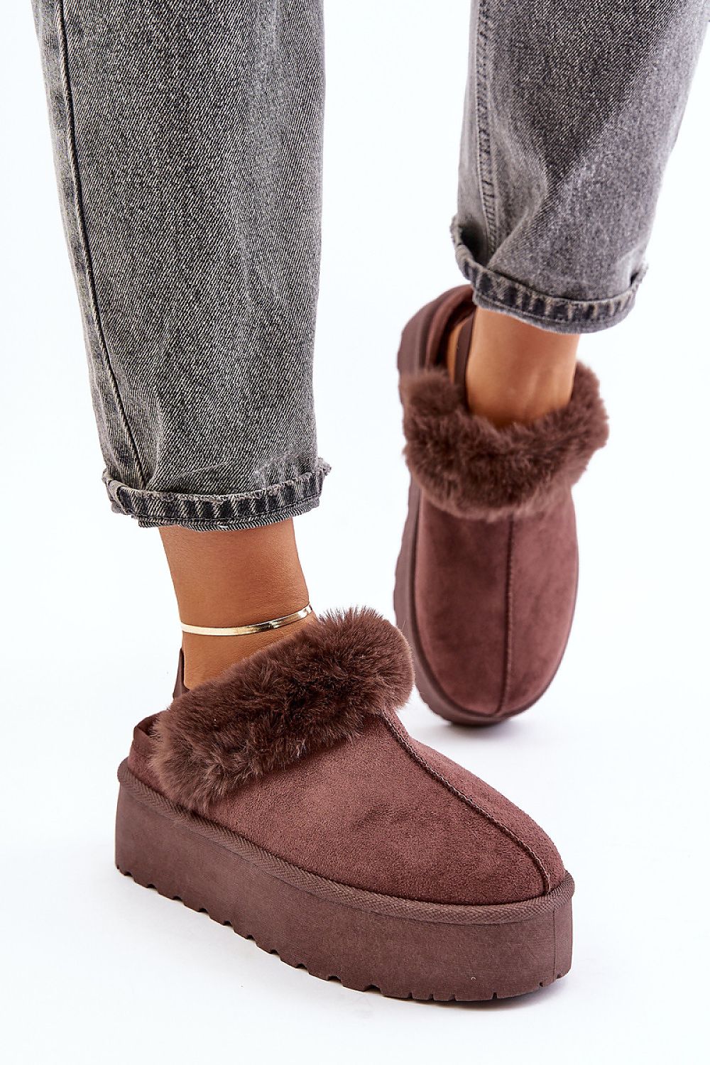 Slippers Step in style