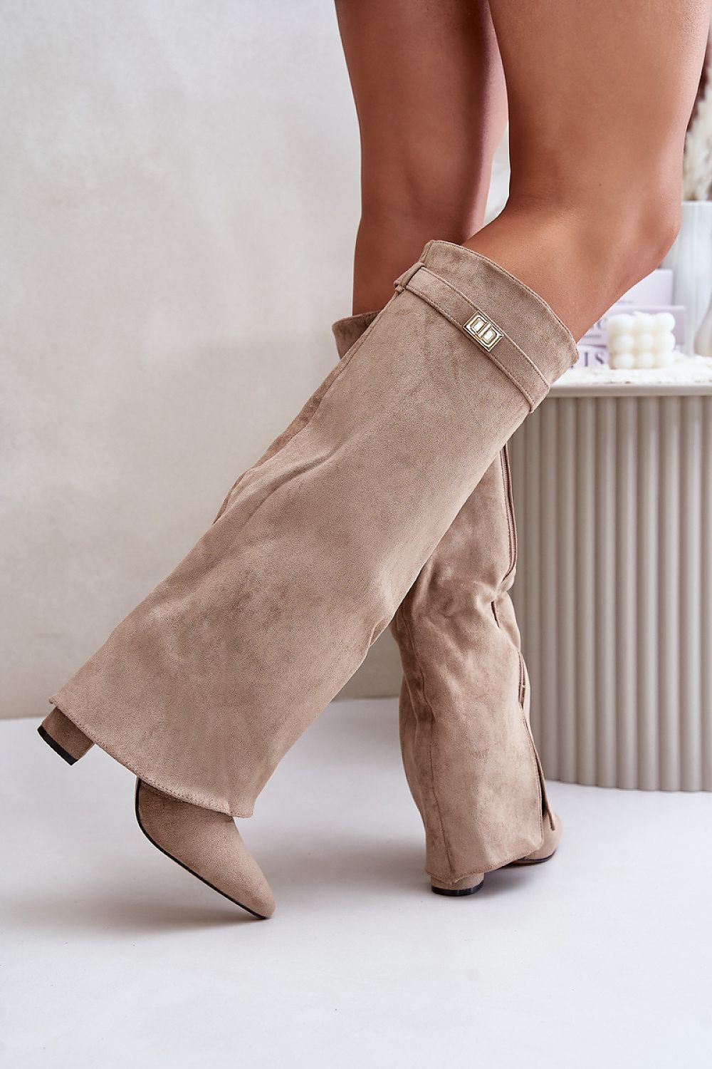 Heel boots Step in style