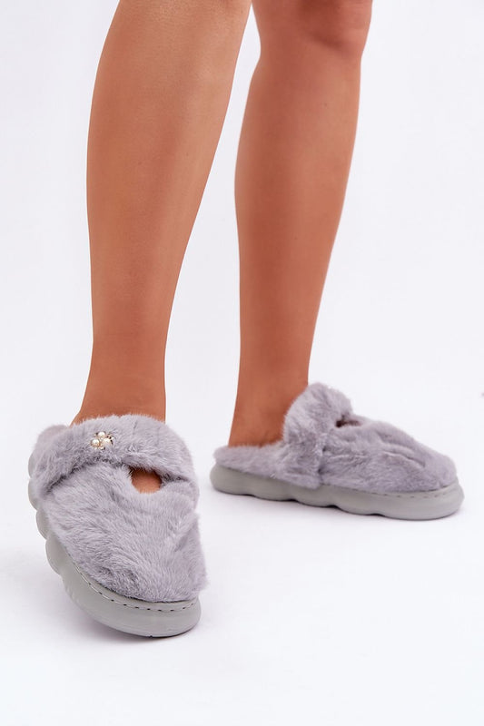 Slippers Step in style