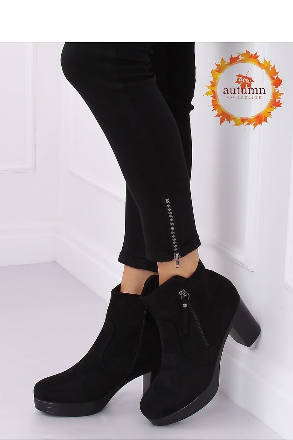 Heel boots model 135573 Inello