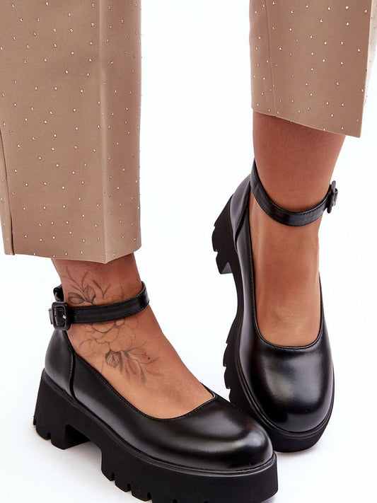 Heeled low shoes model 188509 Step in style