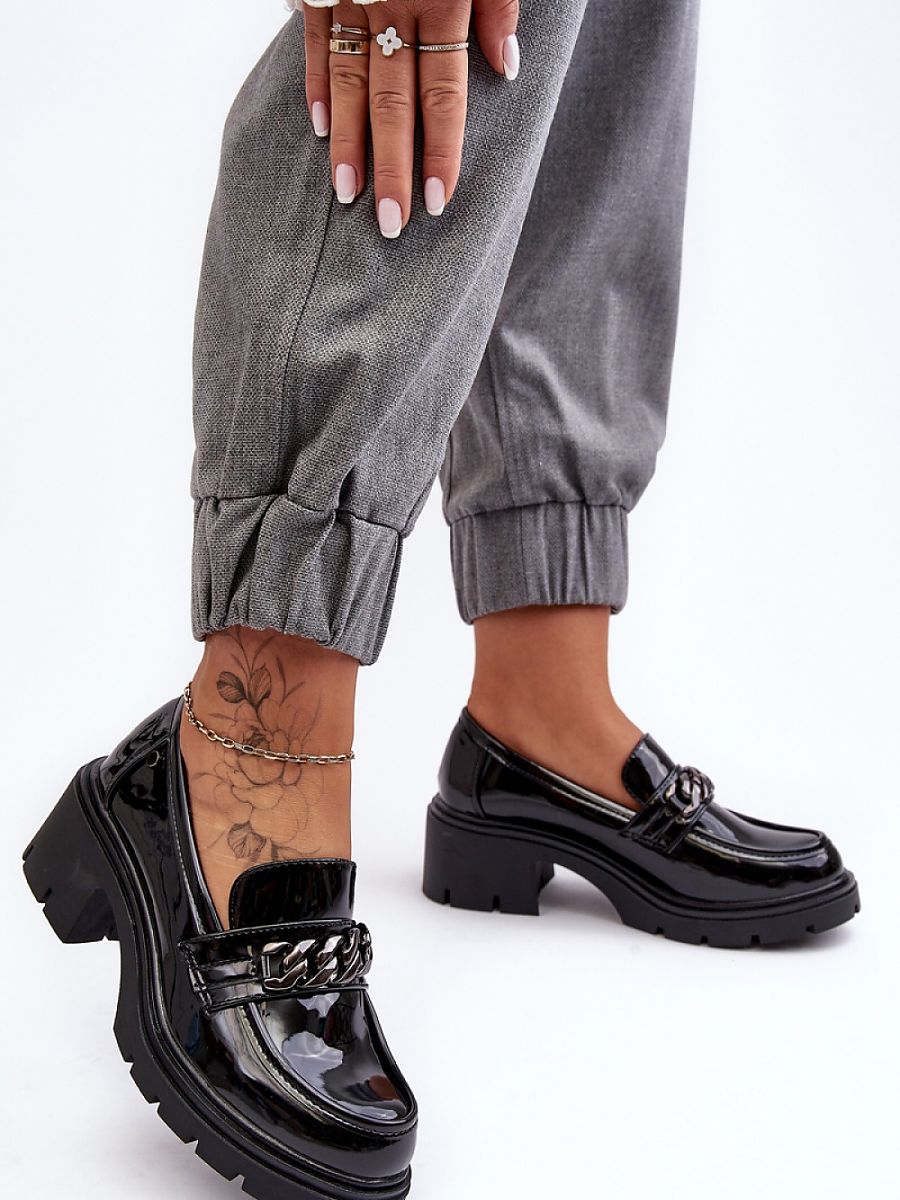 Heeled low shoes model 189880 Step in style