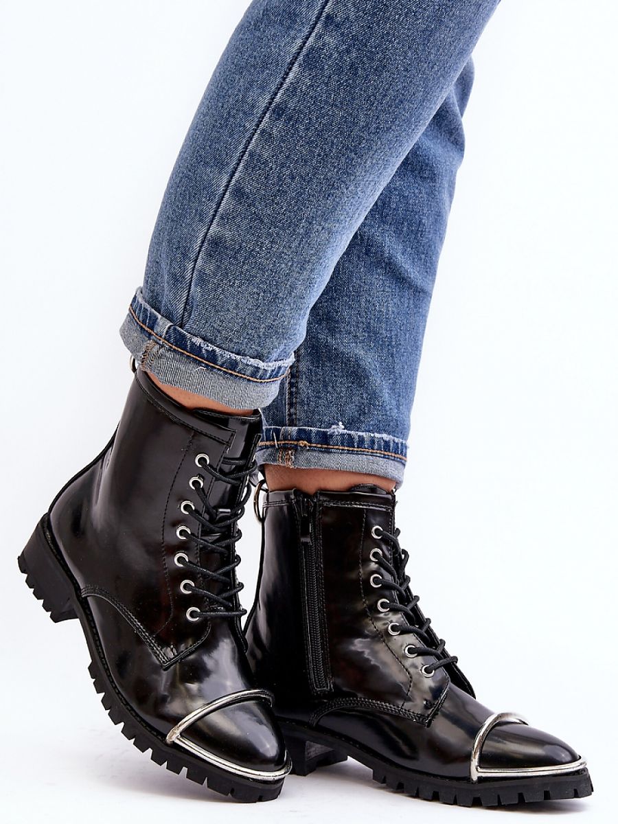 Boots model 190531 Step in style