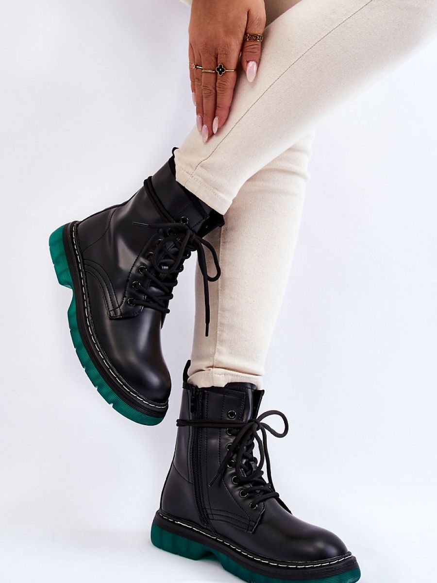 Boots model 174144 Step in style