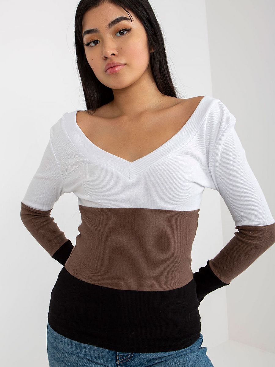 Blouse model 175088 Rue Paris