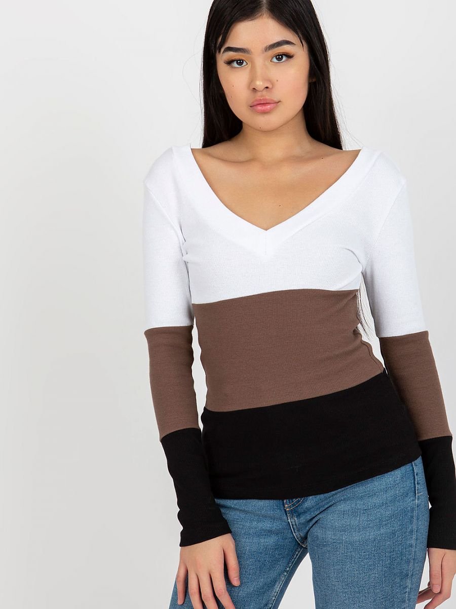 Blouse model 175088 Rue Paris