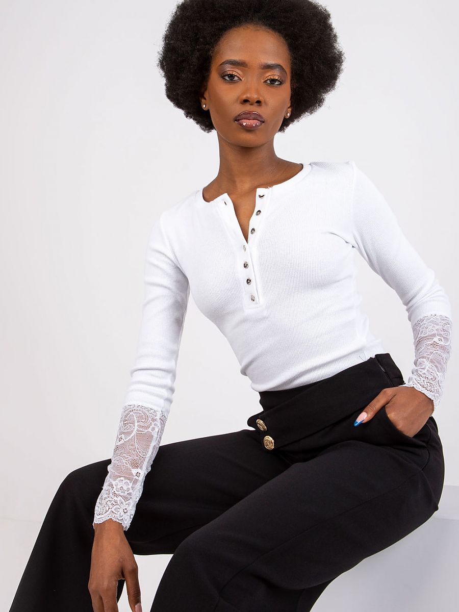 Blouse model 180881 Rue Paris