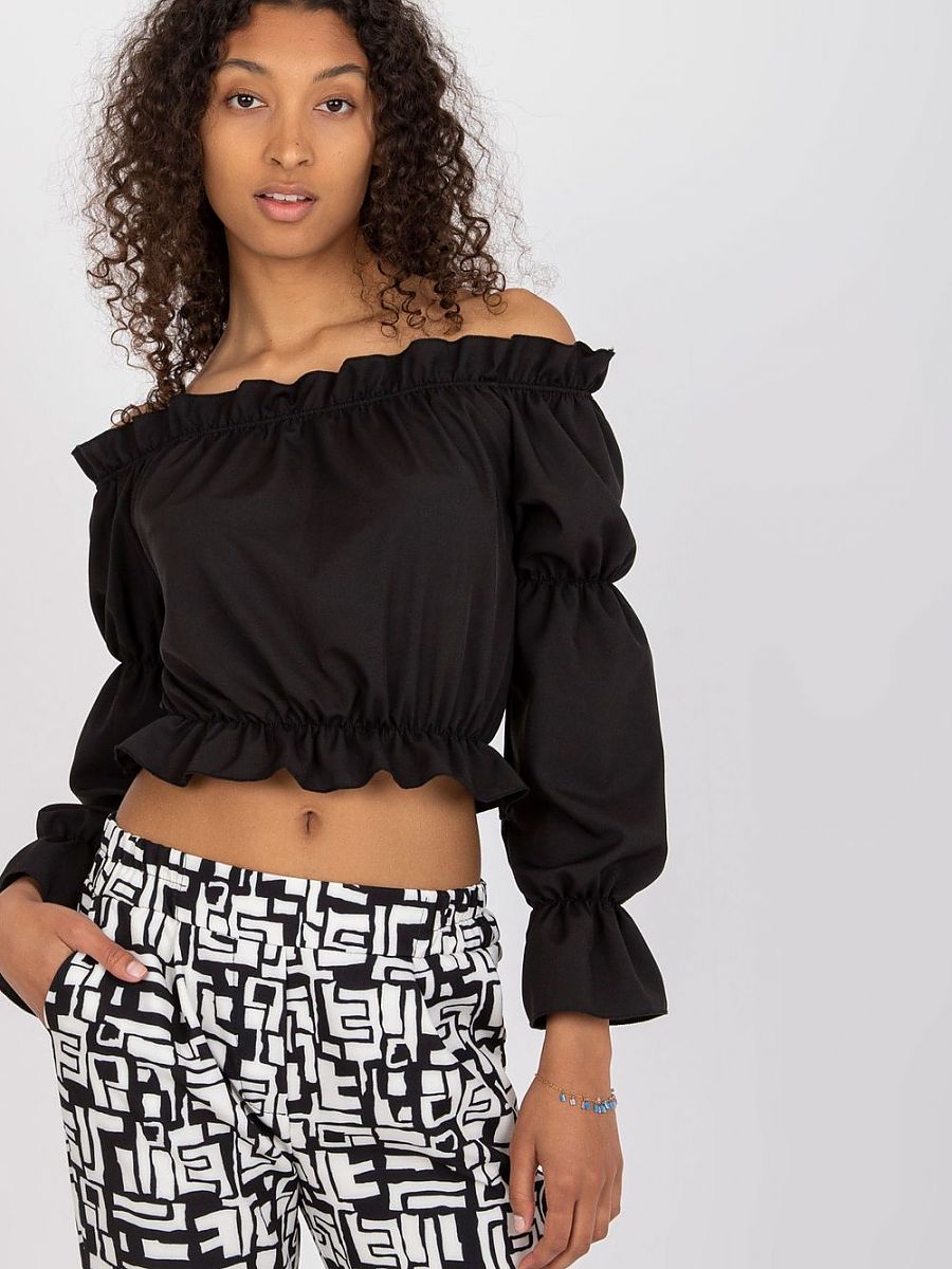 Blouse model 180893 Rue Paris