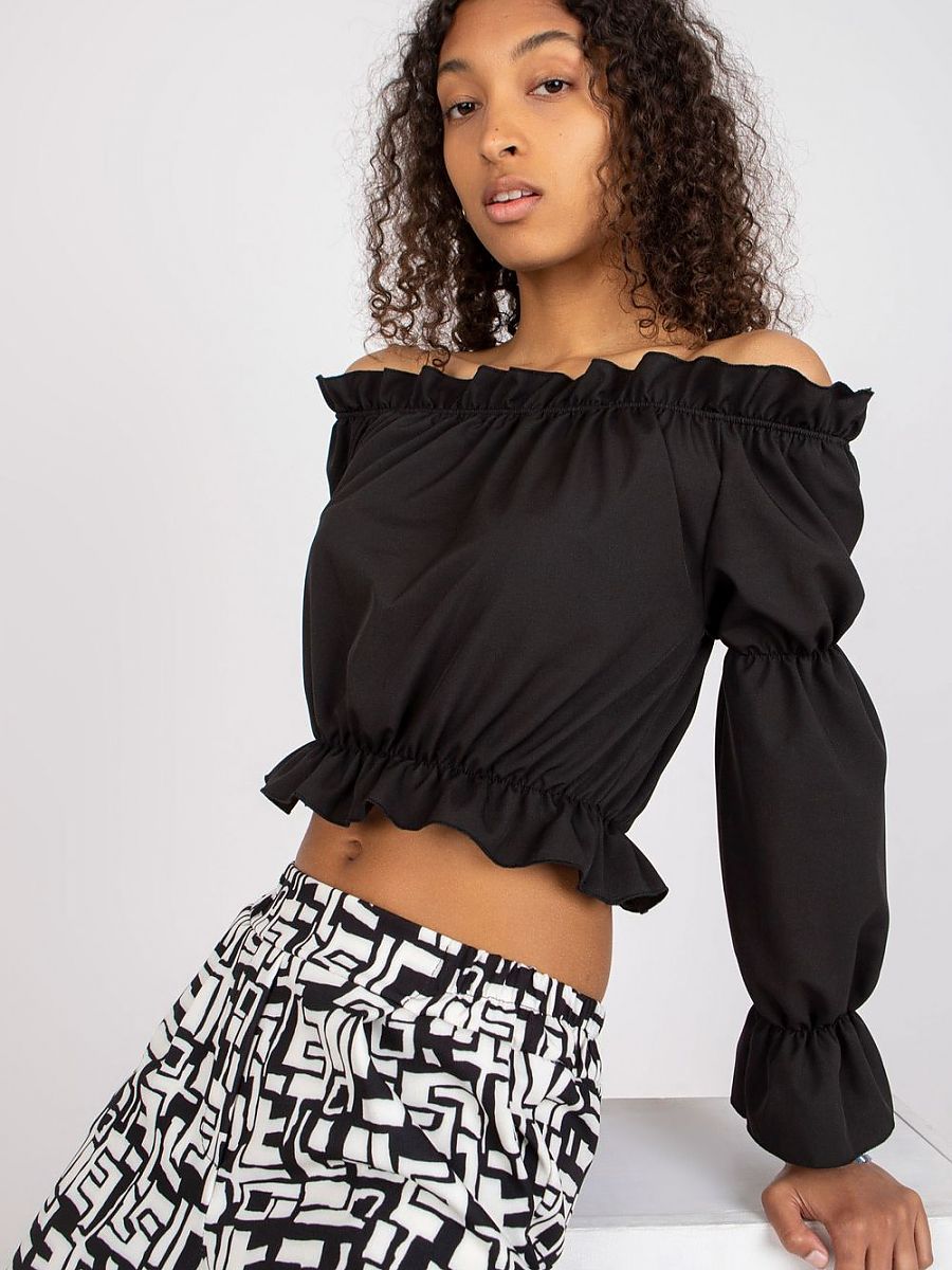 Blouse model 180893 Rue Paris