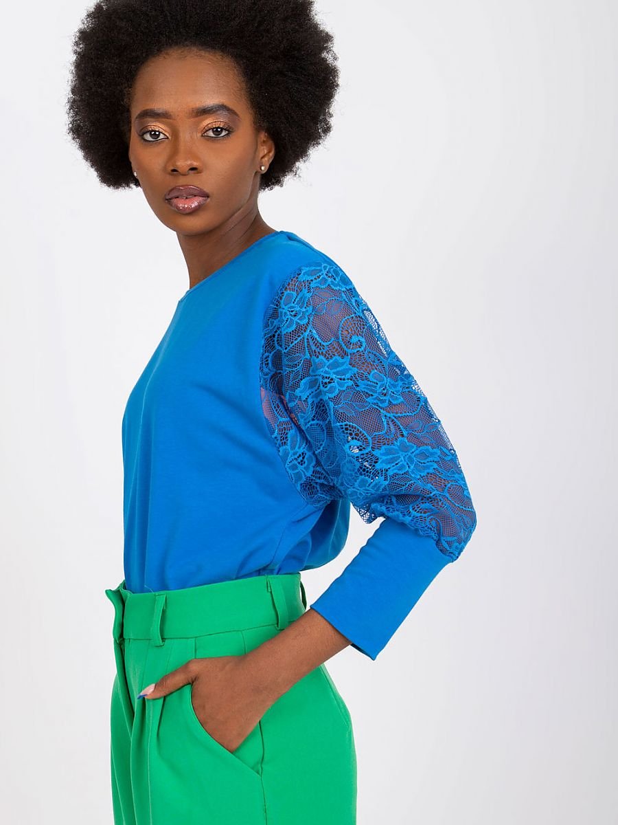 Blouse model 181165 Rue Paris