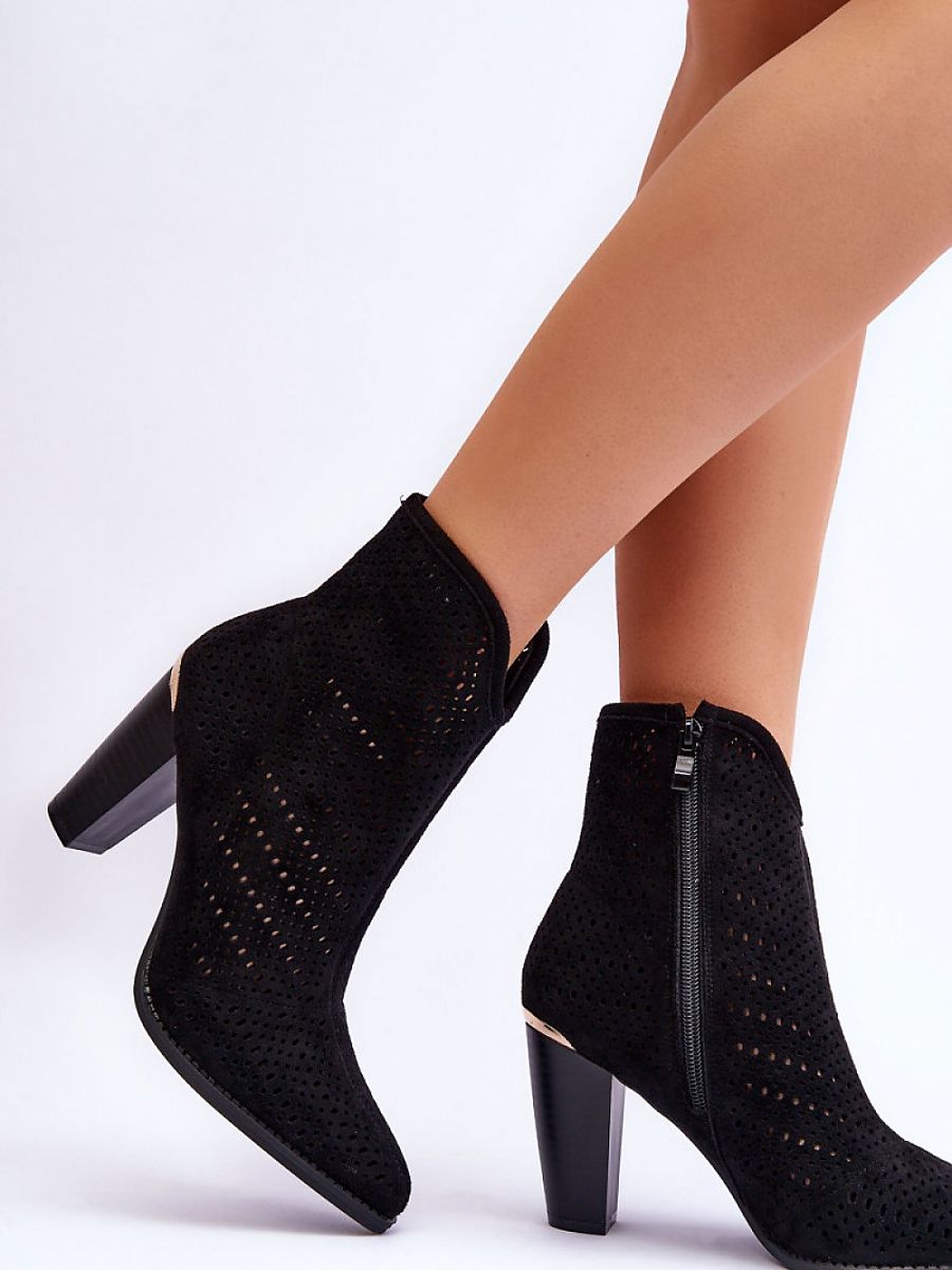 Heel boots model 184020 Step in style