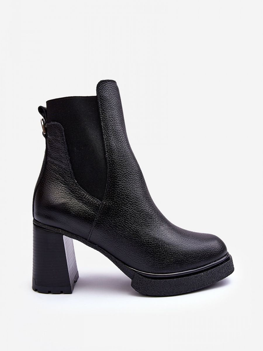 Boots model 185634 Step in style