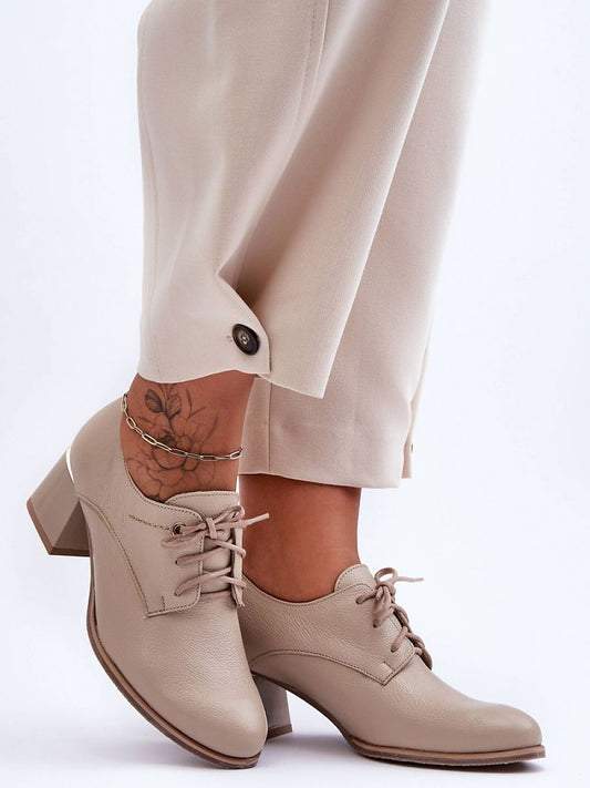 Heeled low shoes model 186097 Step in style