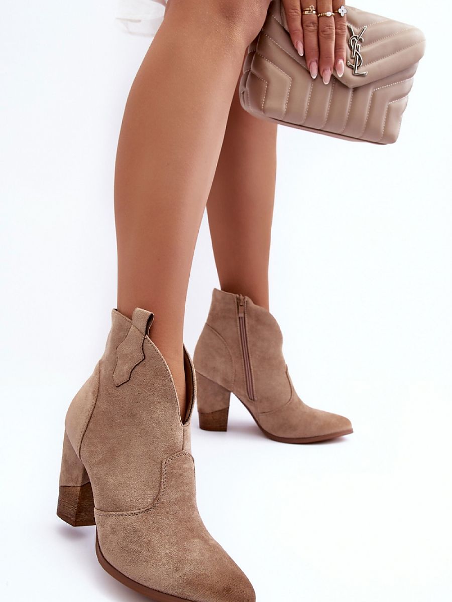 Heel boots model 186244 Step in style